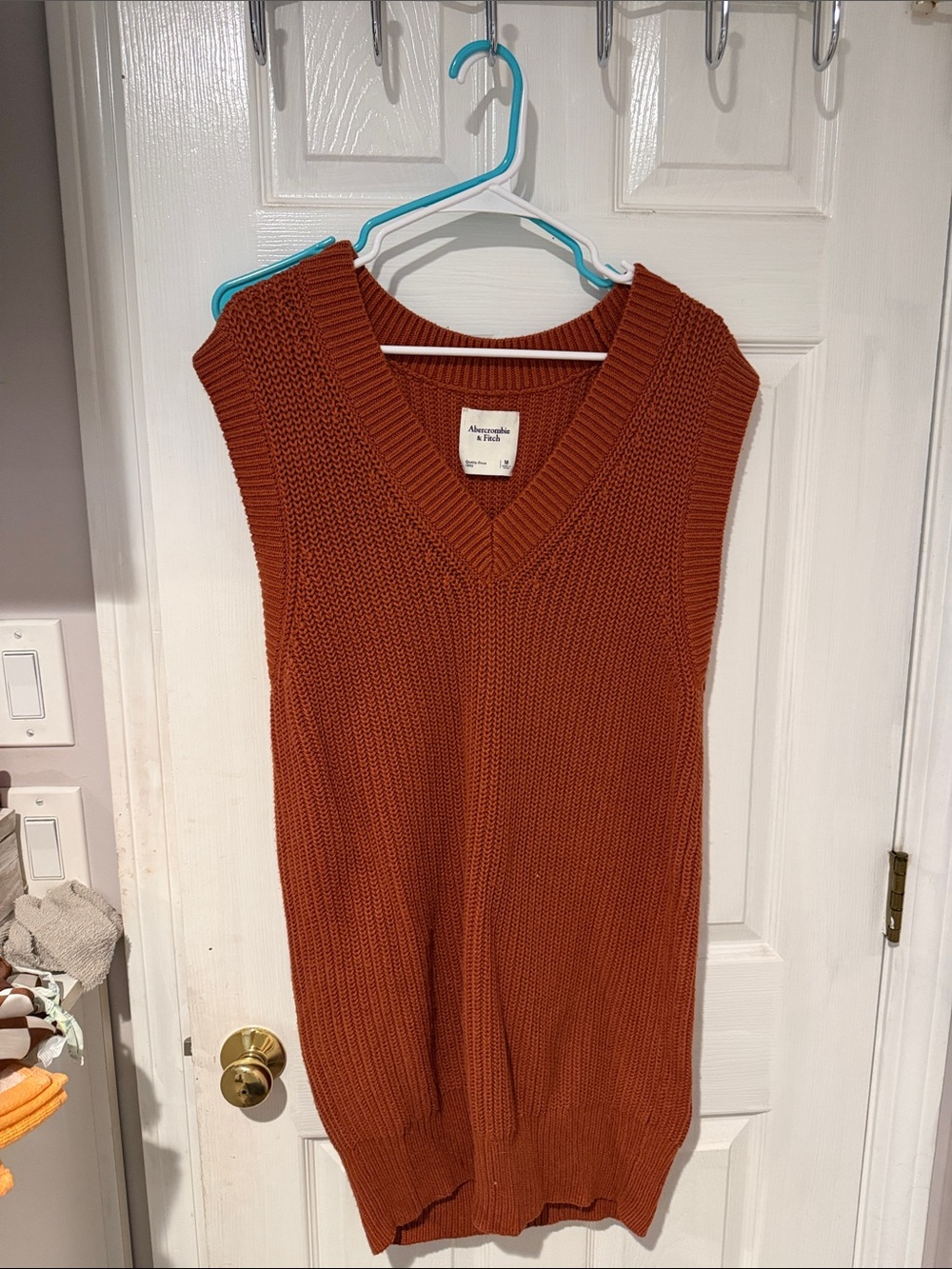 Abercrombie & Fitch Rust-Orange Knit V-Neck Sleeveless Dress